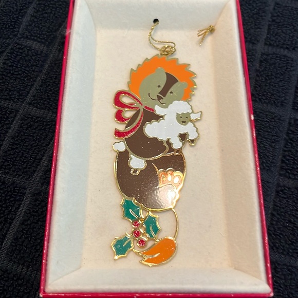 Ornament - Picture 1 of 5